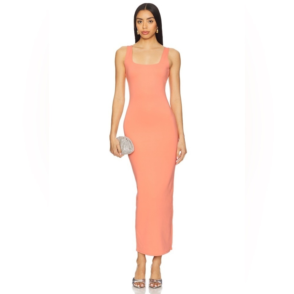 Good American Sculpting Modern Tank Maxi Dress in Coral002